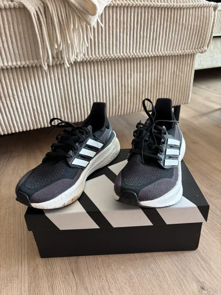 Käytetty Adidas Ultraboost 5 bike — kuva 7 / 7