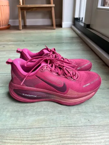 Brugt Nike Vomero 18 bike — billede 1 af 7