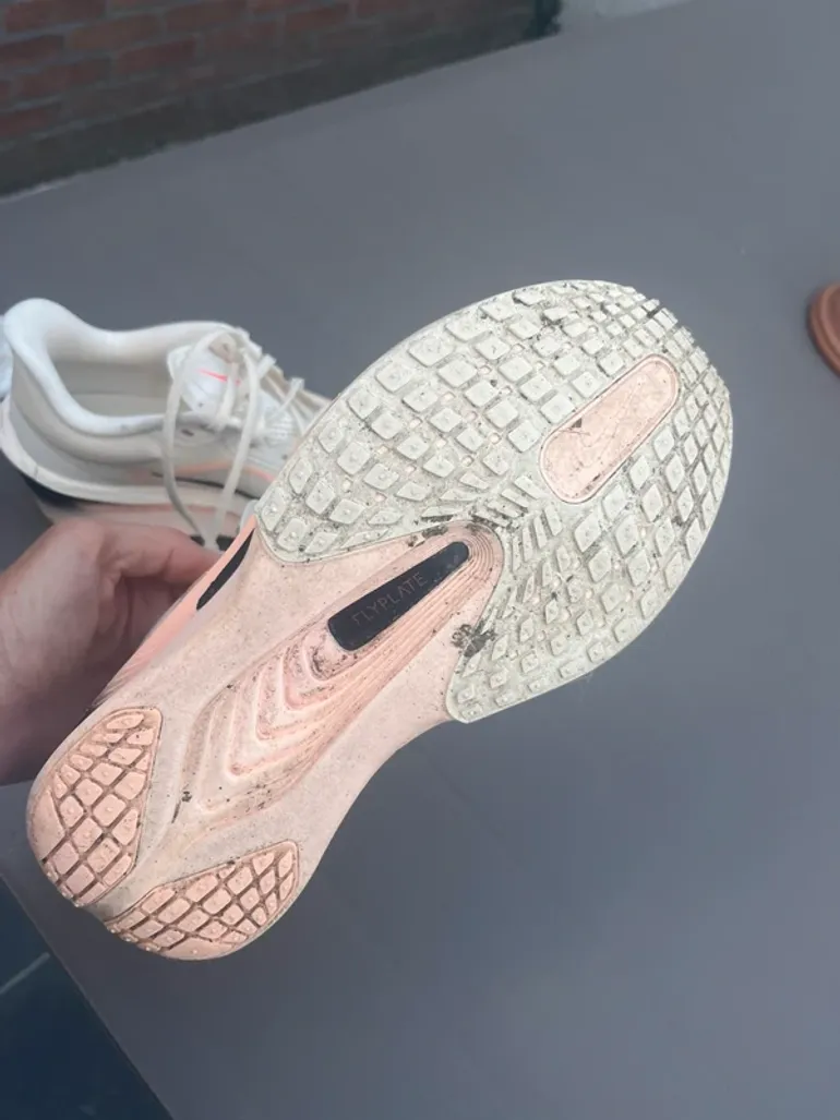 Used Premium Zoom Fly 6 bike — image 3 of 4