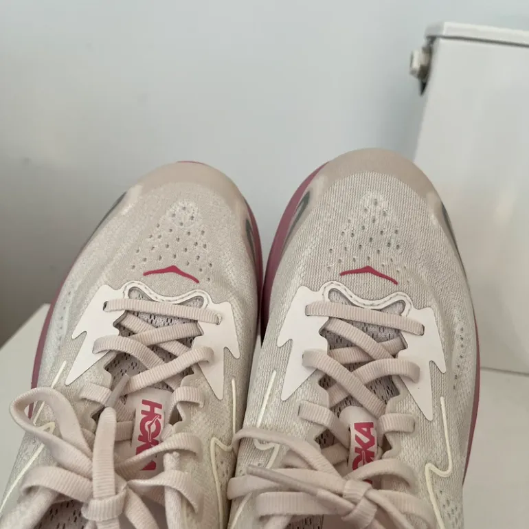 Used Hoka Laufschuhe bike — image 5 of 7