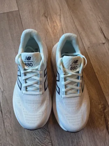 Used New Balance Fresh Foam X 880v15 bike — image 2 of 3