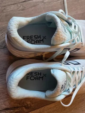 Used New Balance Fresh Foam X 880v15 bike — image 3 of 3