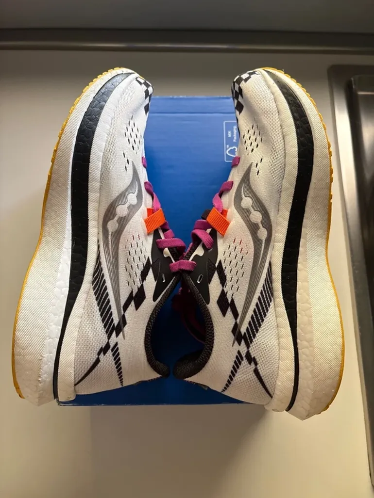 Saucony Endorphin Pro 2 bike usato — immagine 10 di 14