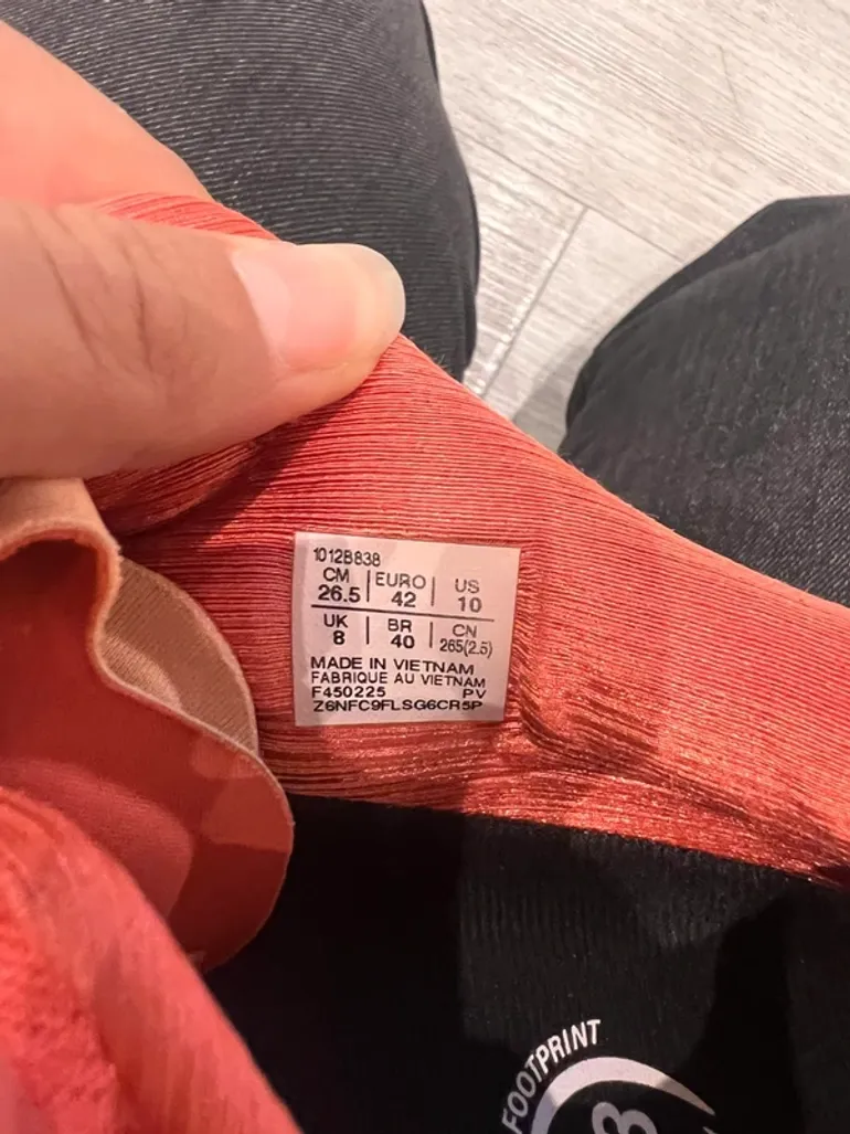 Used Asics Kayano 32 bike — image 6 of 8