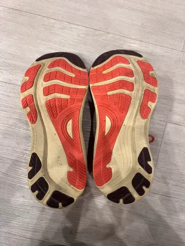 Used Asics Kayano 32 bike — image 7 of 8