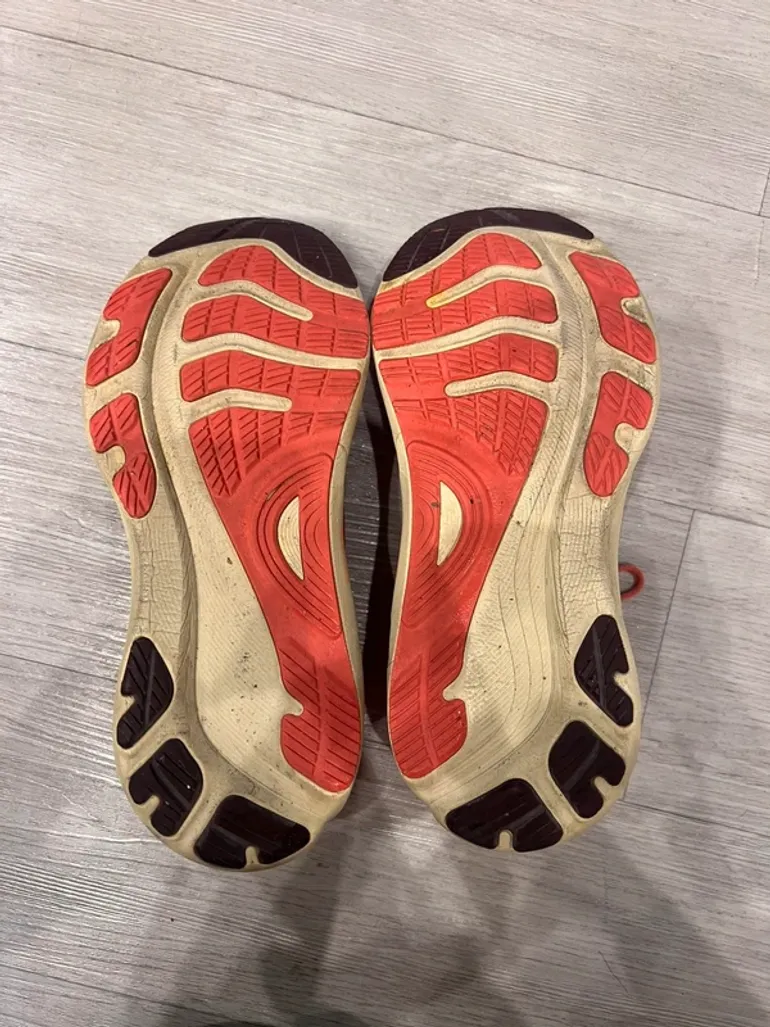 Used Asics Kayano 32 bike — image 7 of 8