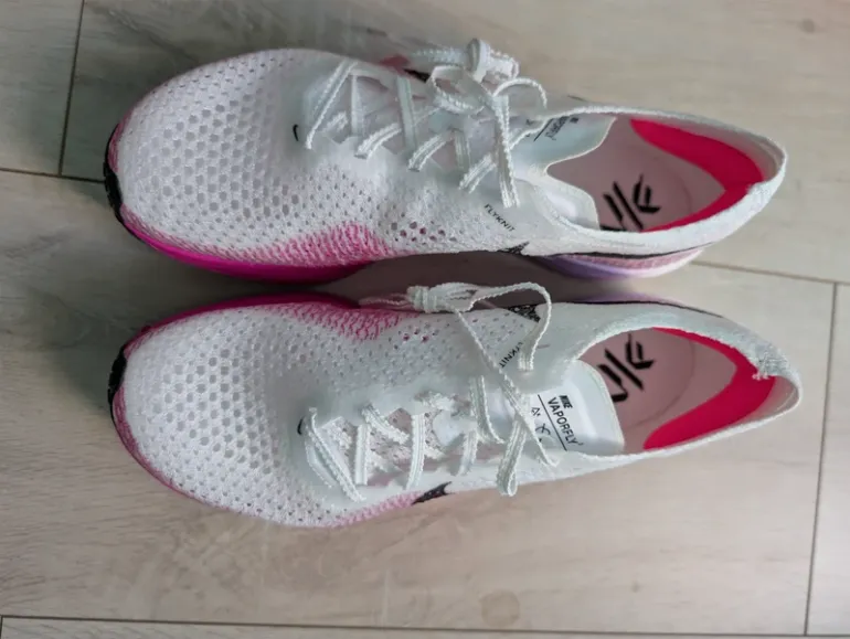 Used Nike Vaporfly Next% 3 bike — image 2 of 8