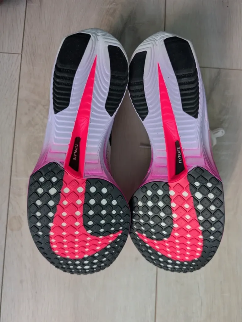 Used Nike Vaporfly Next% 3 bike — image 5 of 8