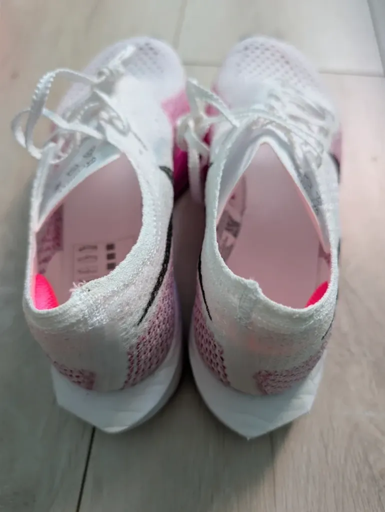 Used Nike Vaporfly Next% 3 bike — image 6 of 8