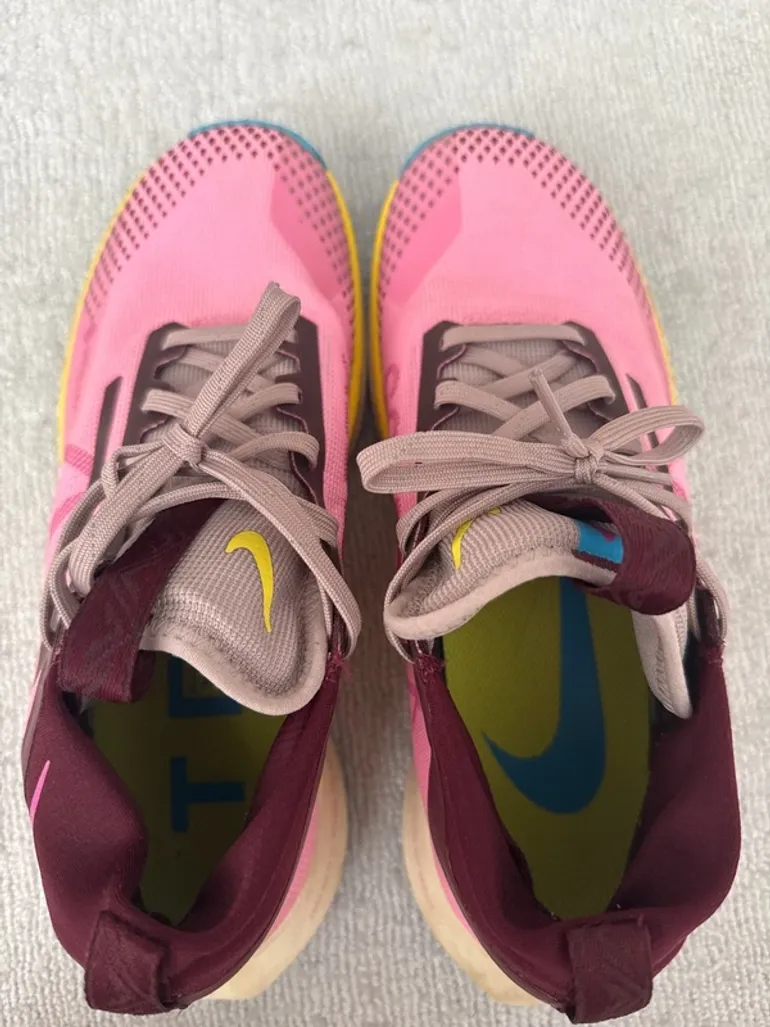 Used Nike Trail Running Gore Tex React bike — image 5 of 6