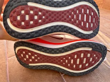 Used Nike Vomero Plus bike — image 6 of 10