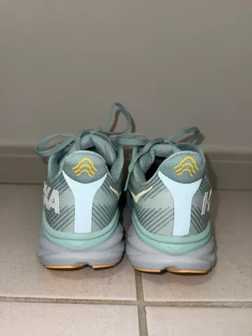Used Hoka Clifton 9 bike — image 4 of 7