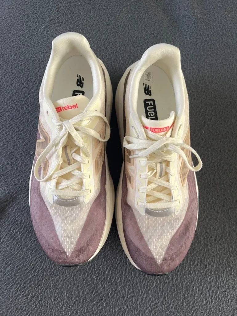 Gebrauchtes New Balance Rebel V5 bike — Bild 2 von 2