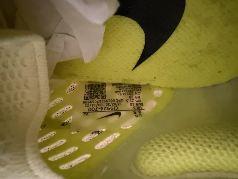 Używany Nike Air Zoom Tempo NEXT% Flyknit bike — zdjęcie 5 z 5