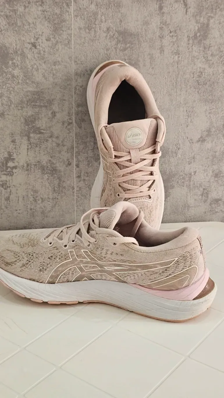 Asics Gel Cumulus 23 bike usato — immagine 3 di 11