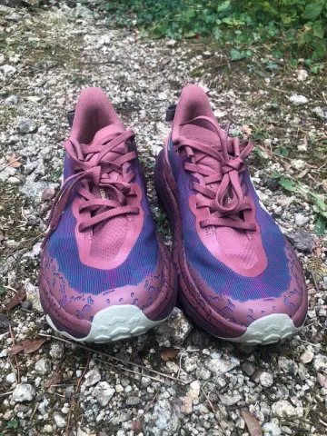 Używany Hoka Speedgoat 6 bike — zdjęcie 2 z 7