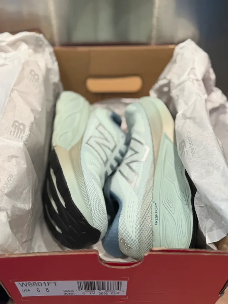 Używany New Balance Fresh Foam 880 v11 bike — zdjęcie 4 z 5