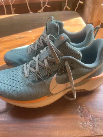 Used Nike Trail bike — image 1 of 8