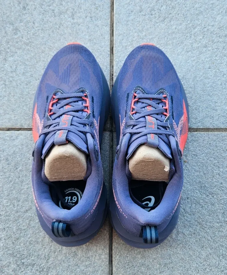 Used Asics Novablast 5 bike — image 7 of 14