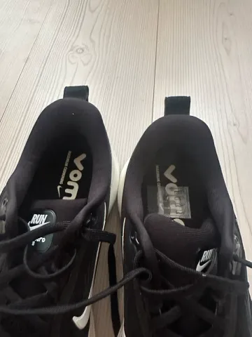 Brugt Nike Vomero 18 bike — billede 2 af 5