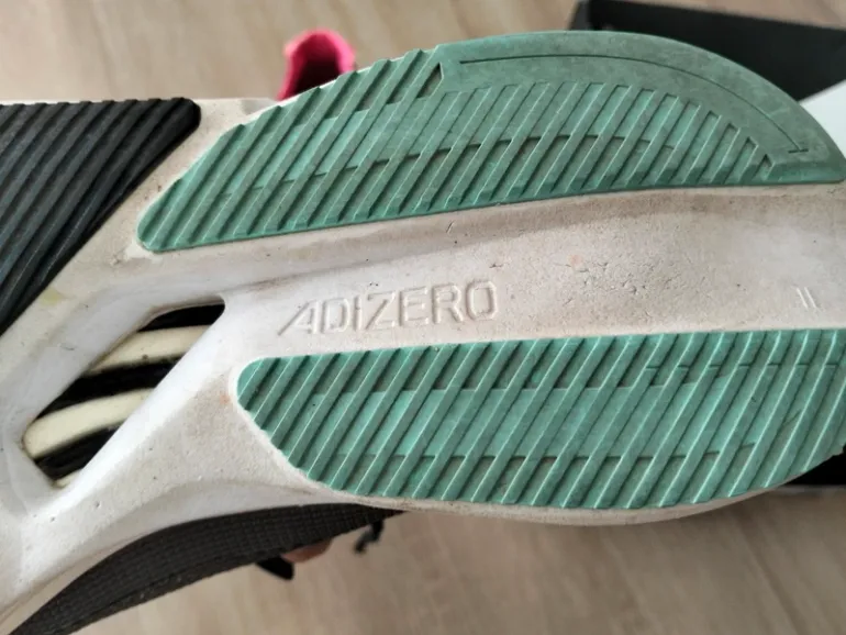 Used Adidas Running Shoes bike — image 4 of 4