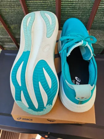 Asics Gel-Nimbus 27 bike d'occasion — image 4 sur 6