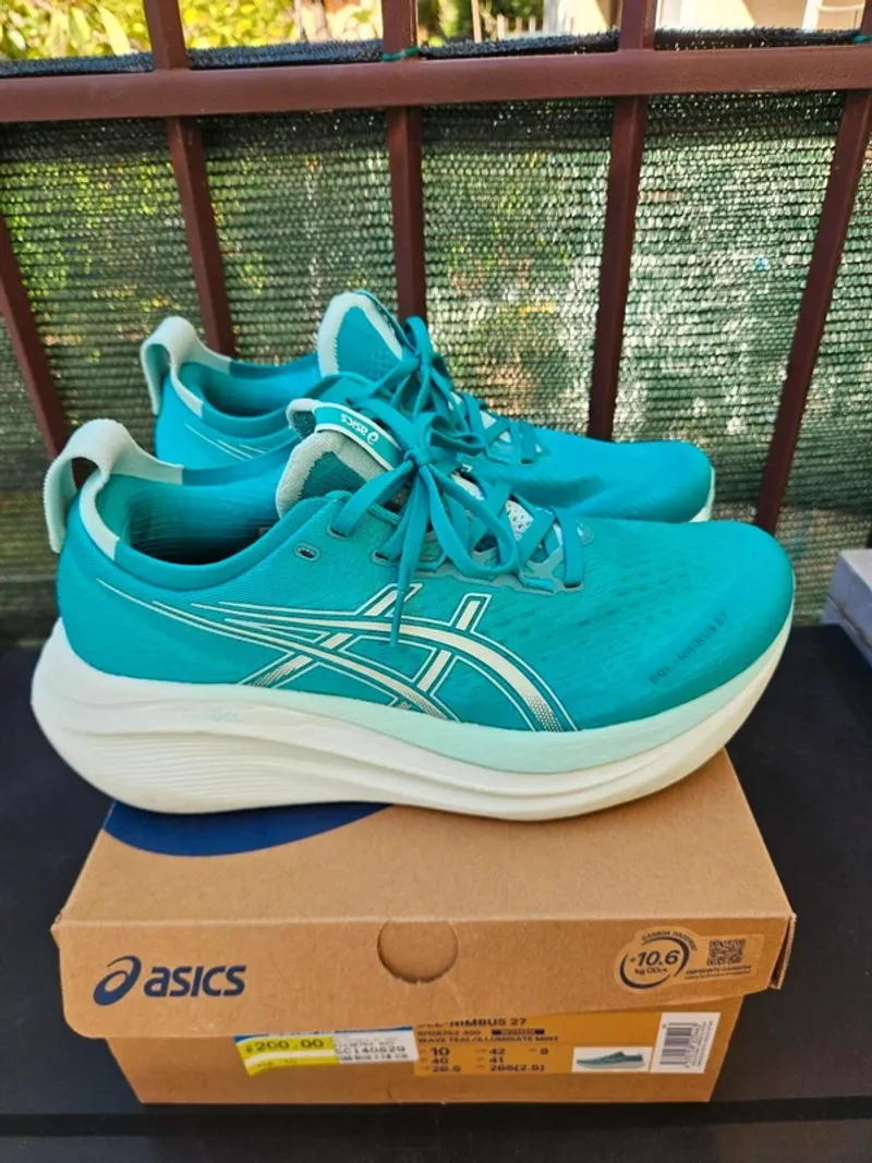 Asics Gel-Nimbus 27 Running Shoes d'occasion