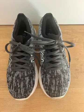 Used Asics Gel Nimbus 23 bike — image 2 of 5