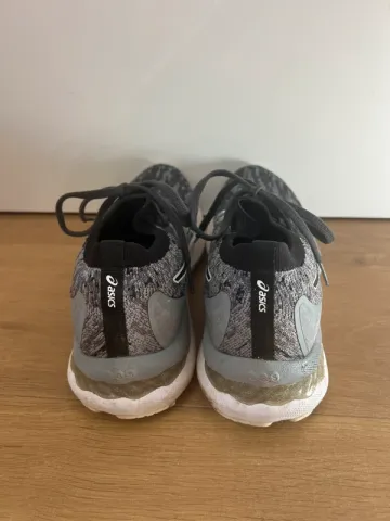Used Asics Gel Nimbus 23 bike — image 3 of 5