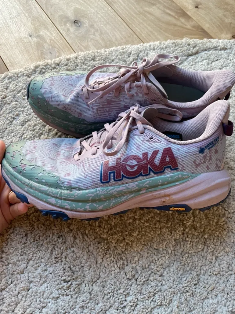 Used Hoka Speedgoat 6 GTX bike — image 4 of 7