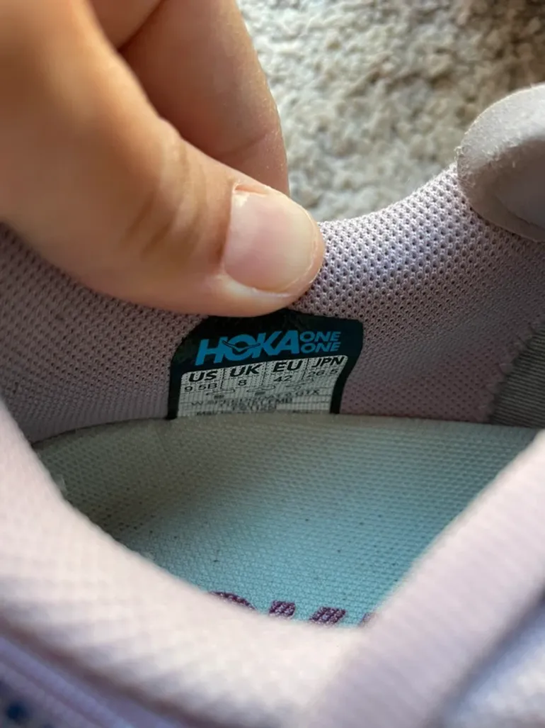 Used Hoka Speedgoat 6 GTX bike — image 7 of 7
