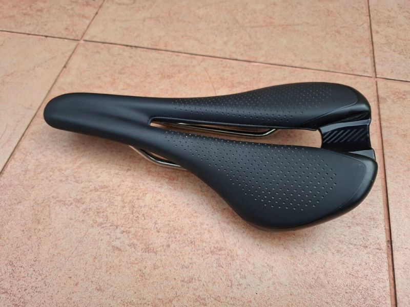 Used Bontrager Montrose Elite 138 Saddles & Seatposts