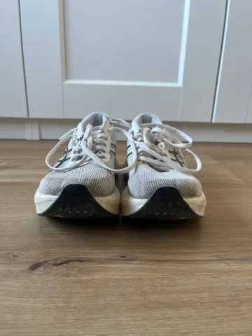 Used Asics Magic Speed 4 bike — image 5 of 6