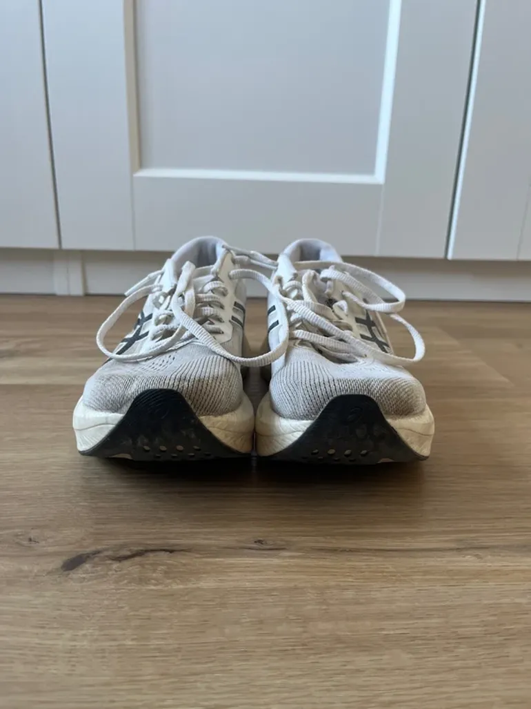 Used Asics Magic Speed 4 bike — image 5 of 6
