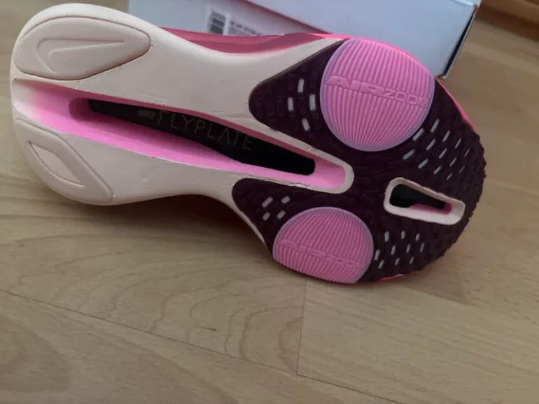 Used Nike Air Zoom Alphafly Next Generation bike — image 5 of 5