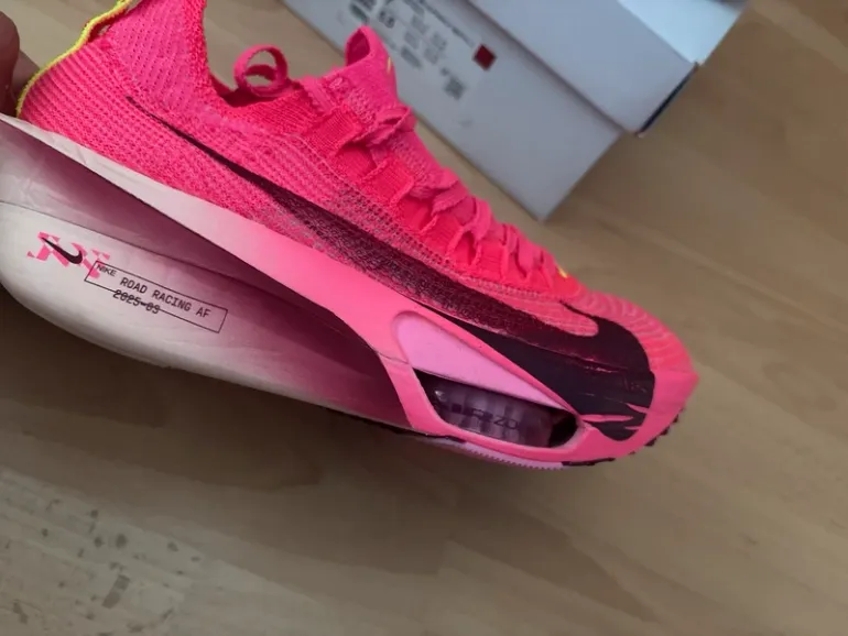 Used Nike Air Zoom Alphafly Next Generation bike — image 4 of 5