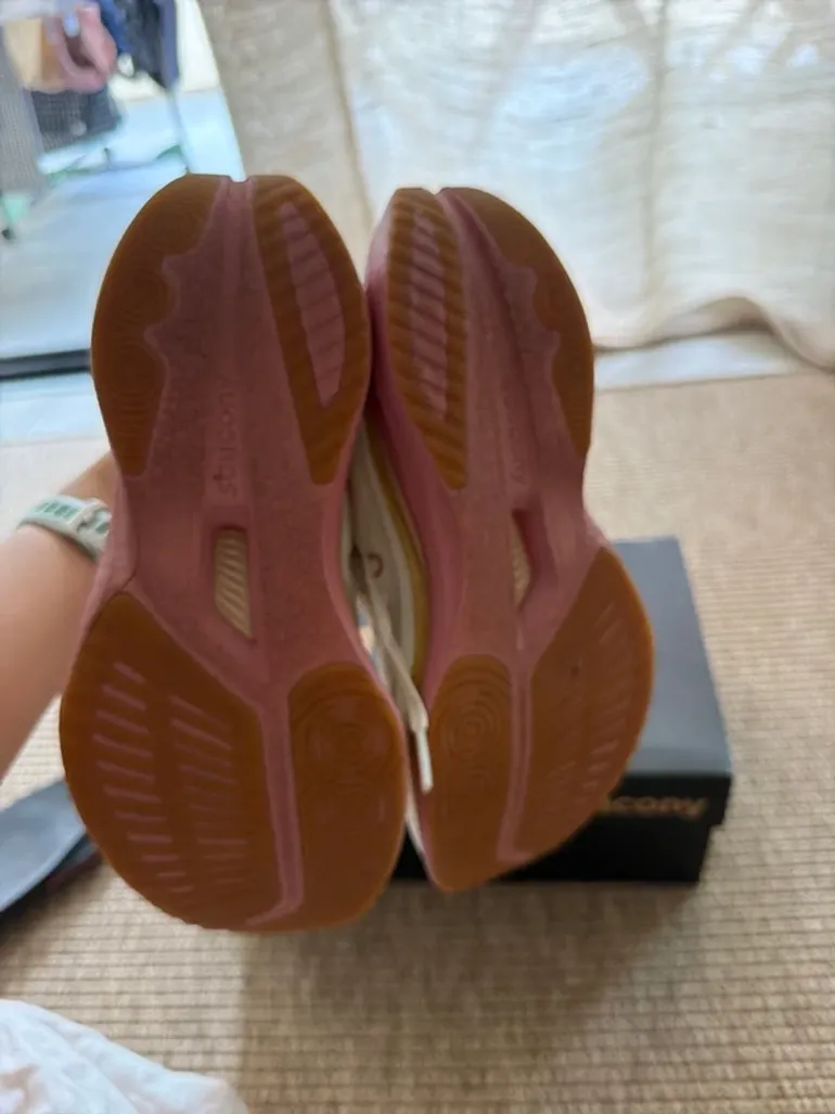 Käytetty Saucony Endorphin Speed 5 bike — kuva 4 / 5