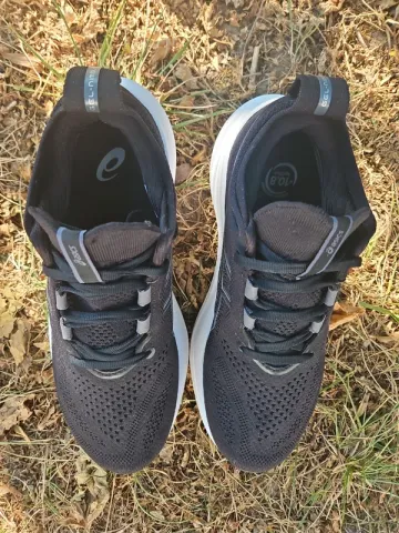 Used Asics Gel Nimbus 26 bike — image 11 of 15