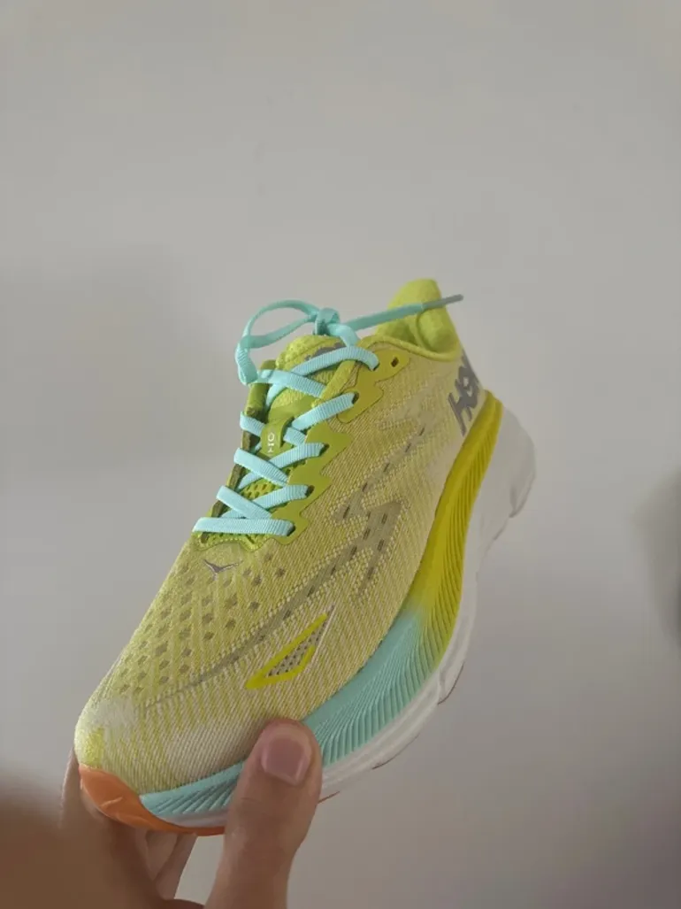Used Hoka Clifton 9 bike — image 3 of 3