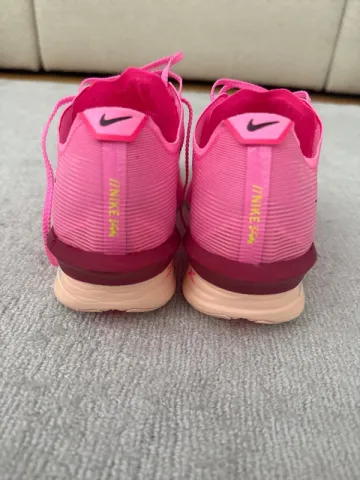 Used Nike ZoomX Vaporfly bike — image 6 of 14