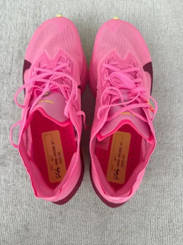 Used Nike ZoomX Vaporfly bike — image 8 of 14