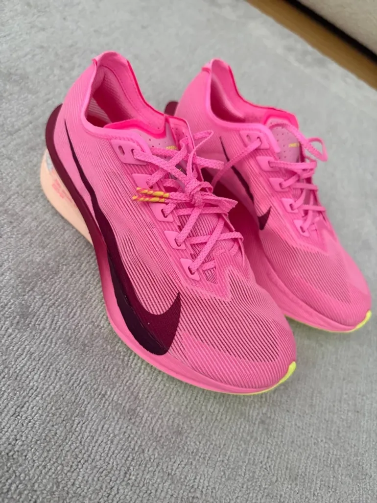 Used Nike ZoomX Vaporfly bike — image 3 of 14
