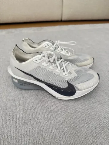 Used Nike ZoomX Vaporfly bike — image 1 of 7