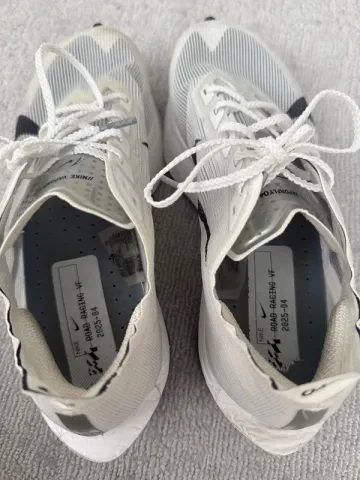Used Nike ZoomX Vaporfly bike — image 7 of 7