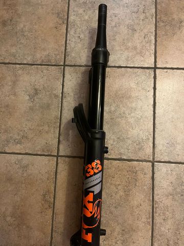 Used Fox 38 Grip 2 170 2025 bike — image 4 of 5