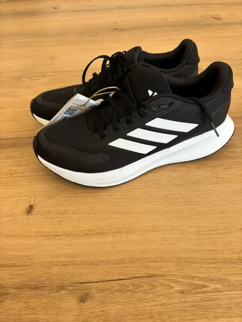 Used Adidas Runfalcon 5 bike — image 3 of 5