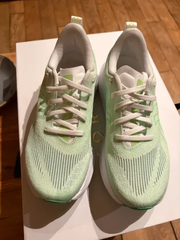 Used Asics Glideride Max 2 bike — image 2 of 7