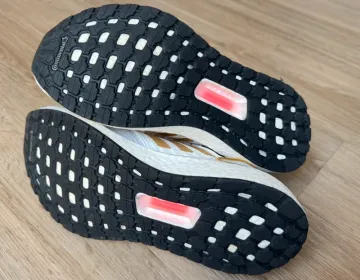 Used Adidas Ultra Boost 20 2020 bike — image 4 of 5