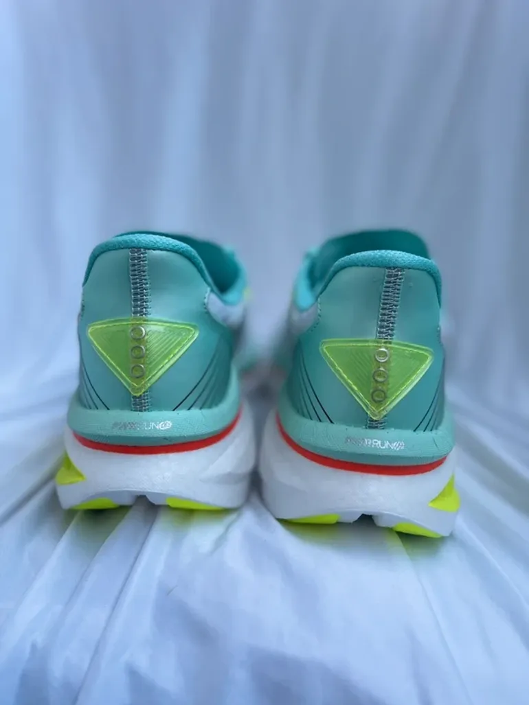 Saucony Endorphin Azura bike usato — immagine 3 di 5