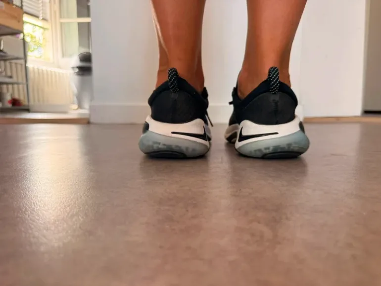 Used Nike Joyride Run Flyknit bike — image 6 of 8